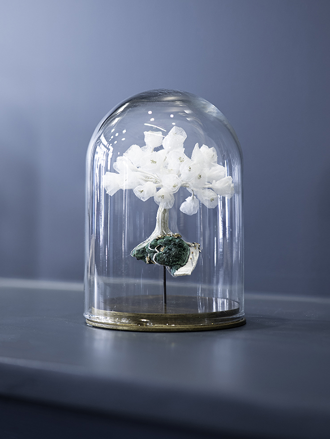 Under the tree avec globe Site